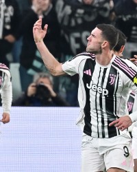 B体育官方网站-意媒：弗拉霍维奇今天正常参加了尤文合练，有望入选周末比赛名单