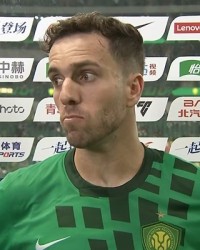 B体育登录入口-塞尔吉尼奥：今天尽力了主场输球很难受 总结经验踢好未来的比赛